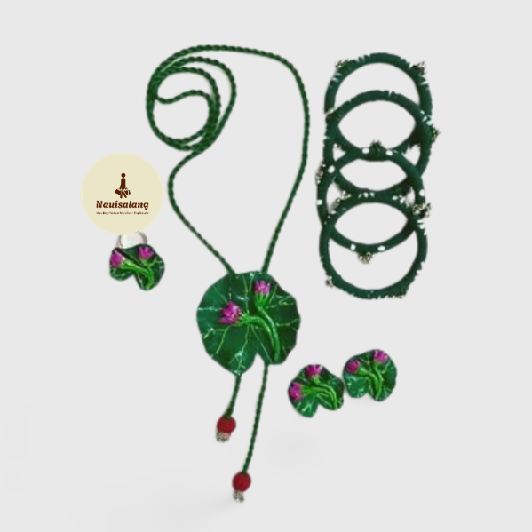 Jewellery with green and pink combination with a lotus flower